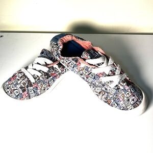 Bobs- Cartoon Dog Cloud Comfort